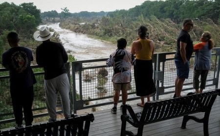 Texas search teams face more rain as death toll surpasses 80